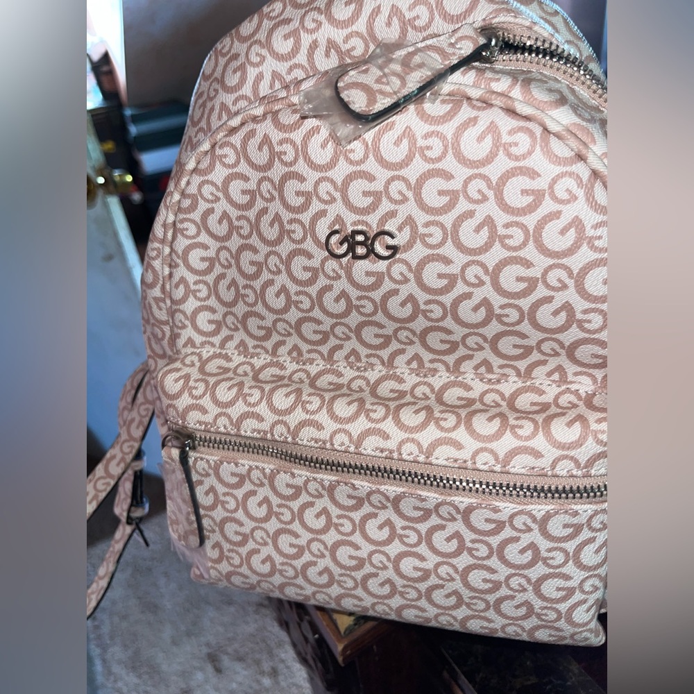 Guess back pack